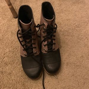 Sorel lace up waterproof wedges